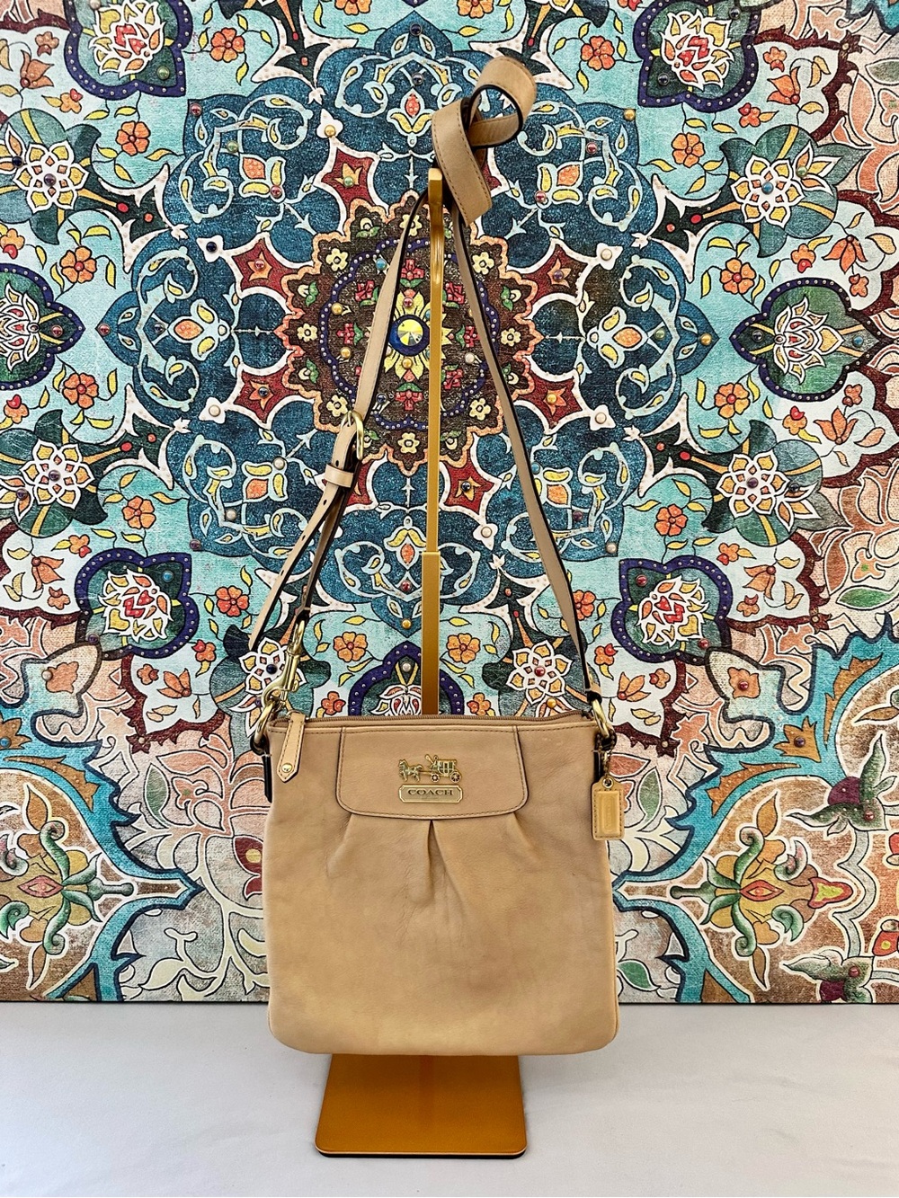 Coach Madison Leather Swingpack Crossbody Bag - Light Tan